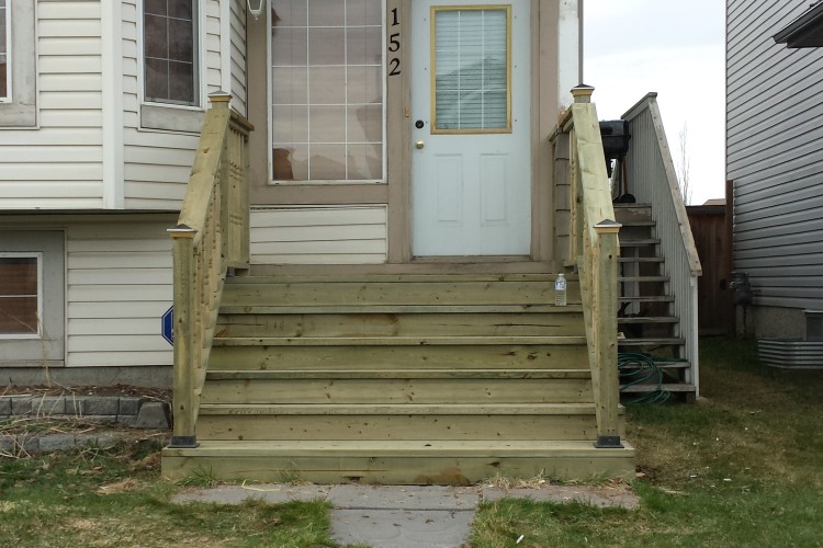 Entrance Stair and Floor
